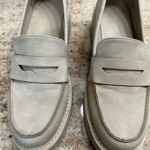 Madden Girl Beige Loafers 9